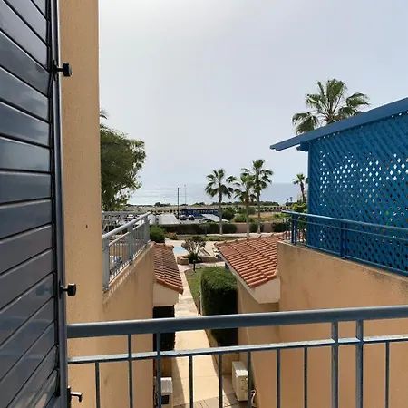 King's Palace - Spacious 2 Bed, 2 Bath With Sea And Pool Views *