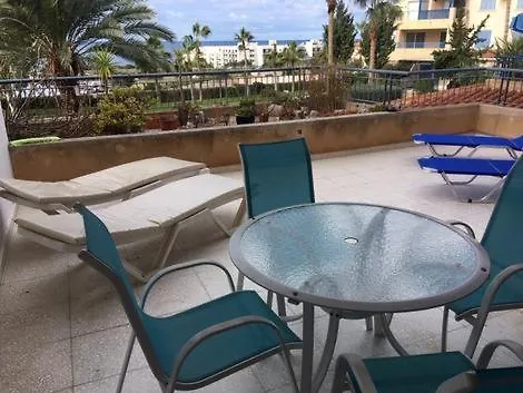 King's Palace - Spacious 2 Bed, 2 Bath With Sea And Pool Views *