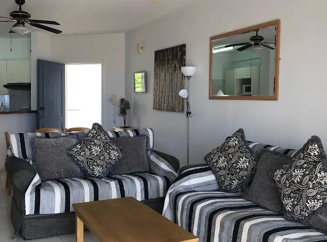 King's Palace - Spacious 2 Bed, 2 Bath With Sea And Pool Views Paphos