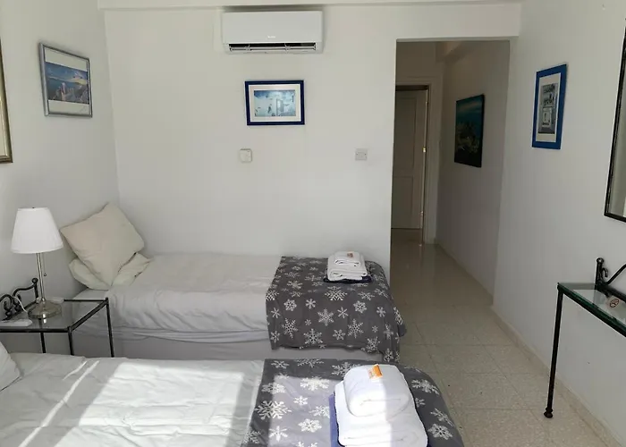 King's Palace - Spacious 2 Bed, 2 Bath With Sea And Pool Views Apartmán *